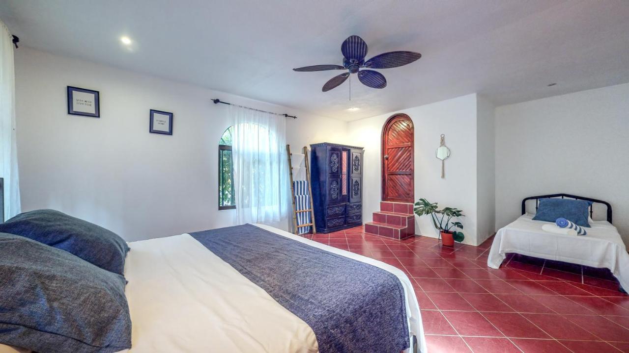The Scarlet Villas Ojochal Exterior foto