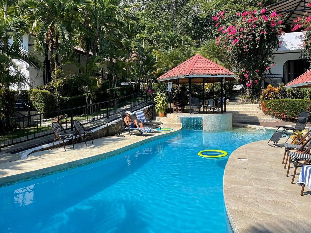 The Scarlet Villas Ojochal Exterior foto